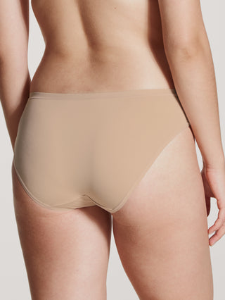 Slip, regular cut