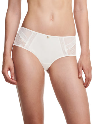 TRUE LACE Shorty