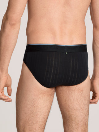 MEN Mini brief