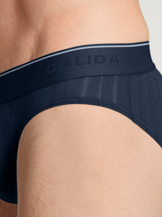 MEN Mini brief