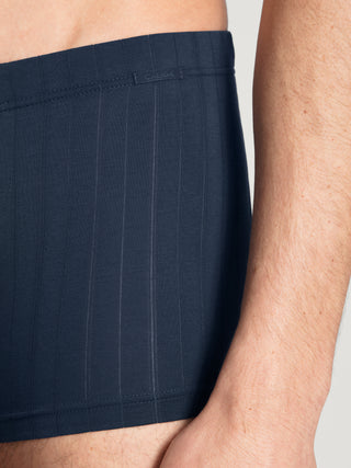 New Boxer mit überzogenem Bund