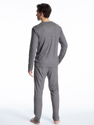 Pyjama mit Wolle