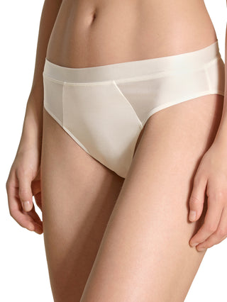 WOMEN Brief