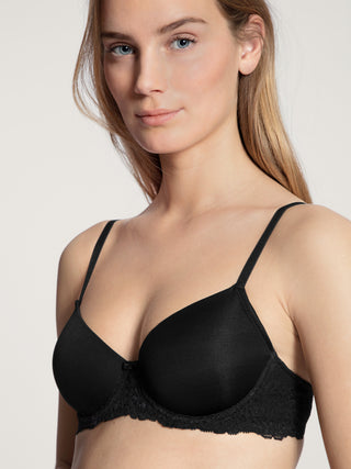 WOMEN Padded bra with wires