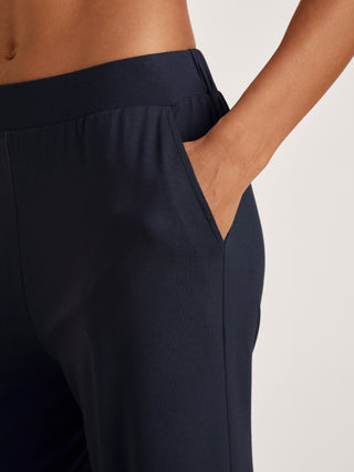 WOMEN Pants