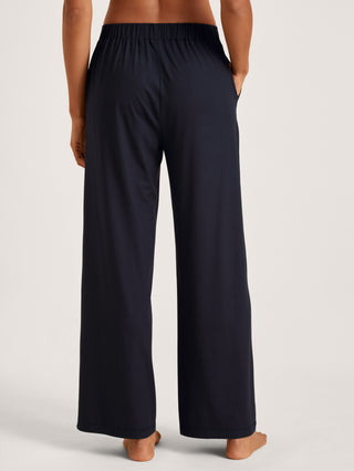 WOMEN Pants
