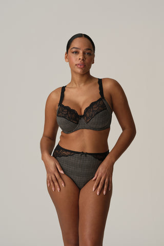 MADISON Black Tailor Vollschalen-BH