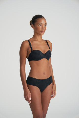 AVERO schwarz Hotpants