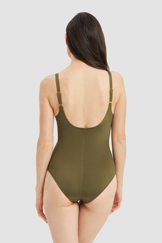 Bathing Suit 3889532