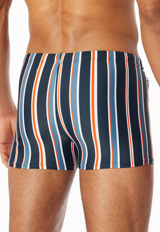 Badehose mit Bein