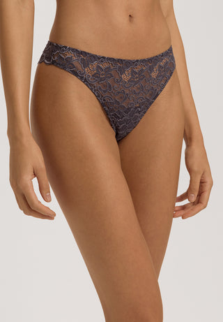 Moments Thong