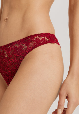 Moments Thong