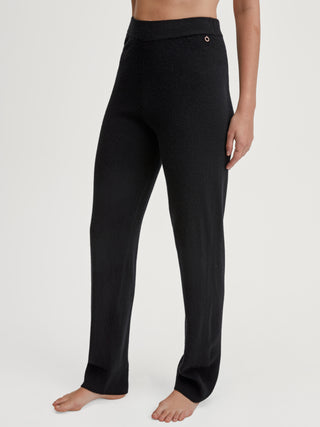WOMEN Pants