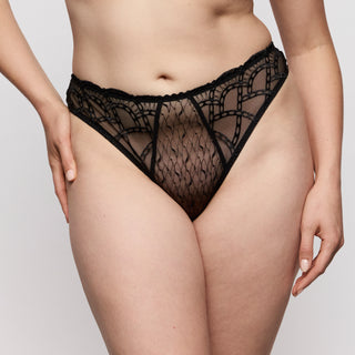 NAICA schwarz String