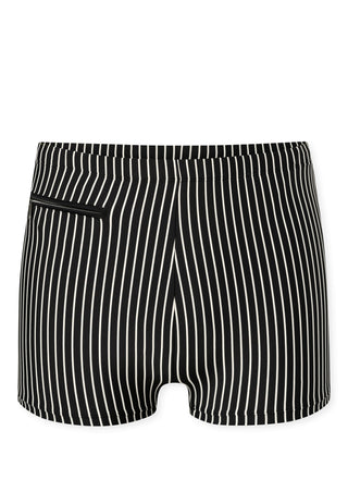 Badehose mit Bein