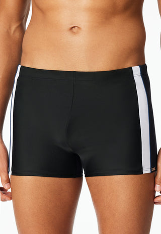 Badehose mit Bein