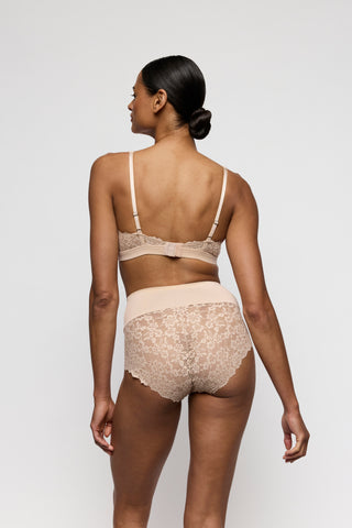 SOFT STUDIO caffé latte unterlegtes Bralette