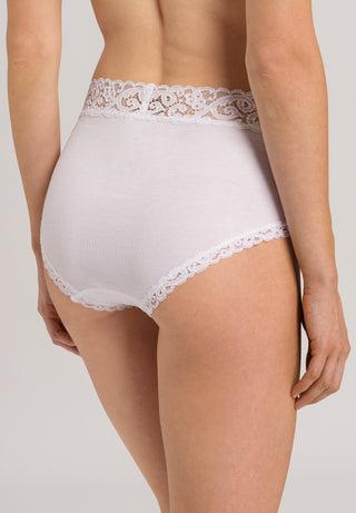 Moments Maxi Briefs