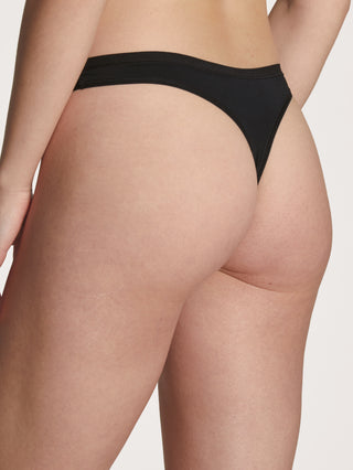 String, low cut