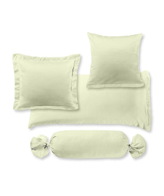 S-009100 | colours | fleuresse | Hellgrüne Kissenhüllen aus Mako Satin |  7042 LINDGRÜN  | 100% Baumwolle | 4043202198010