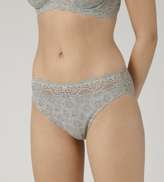 Amourette 300 Magic Wire Tai02
