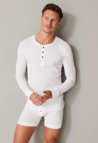 Long-sleeved button placket