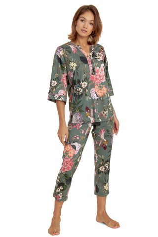 Pajamas 1223601
