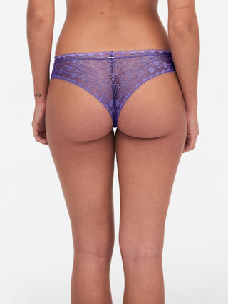 DAY TO NIGHT thong
