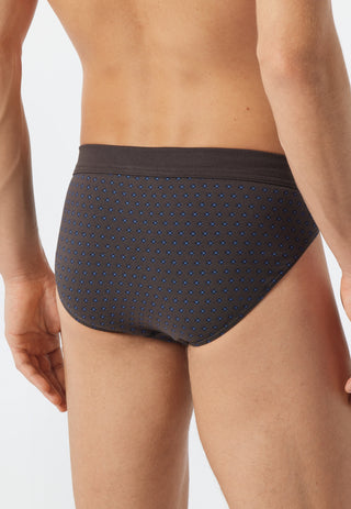Rio briefs
