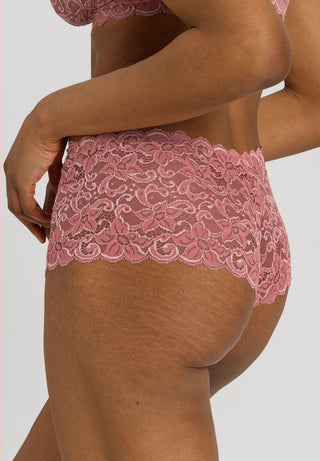 Moments Maxi Briefs