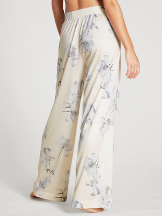 WOMEN pants