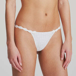 AVERO weiß String