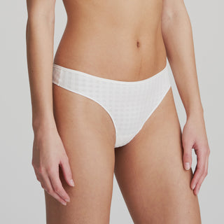 AVERO natur String