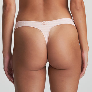 AVERO pearly pink String