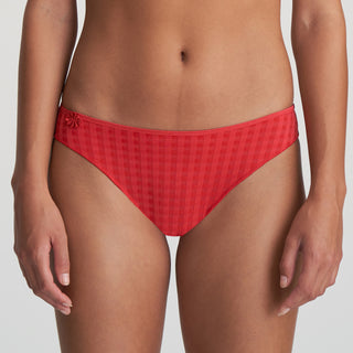 AVERO scarlet Rioslip