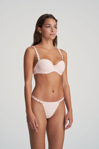 AVERO pearly pink String