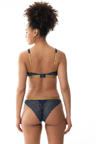 triangle bra